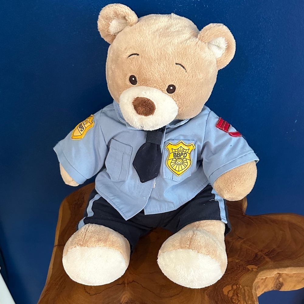 Build-A-Bear Workshop Police Officer Teddy Bear Size 15”